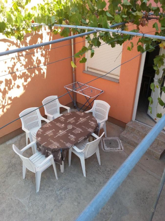 Apartment Toni With Private Parking Zadar Exterior photo
