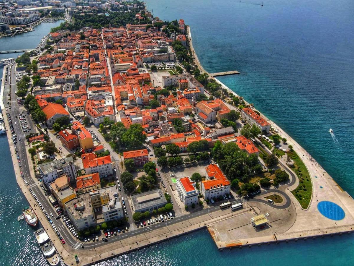 Apartment Toni With Private Parking Zadar Exterior photo